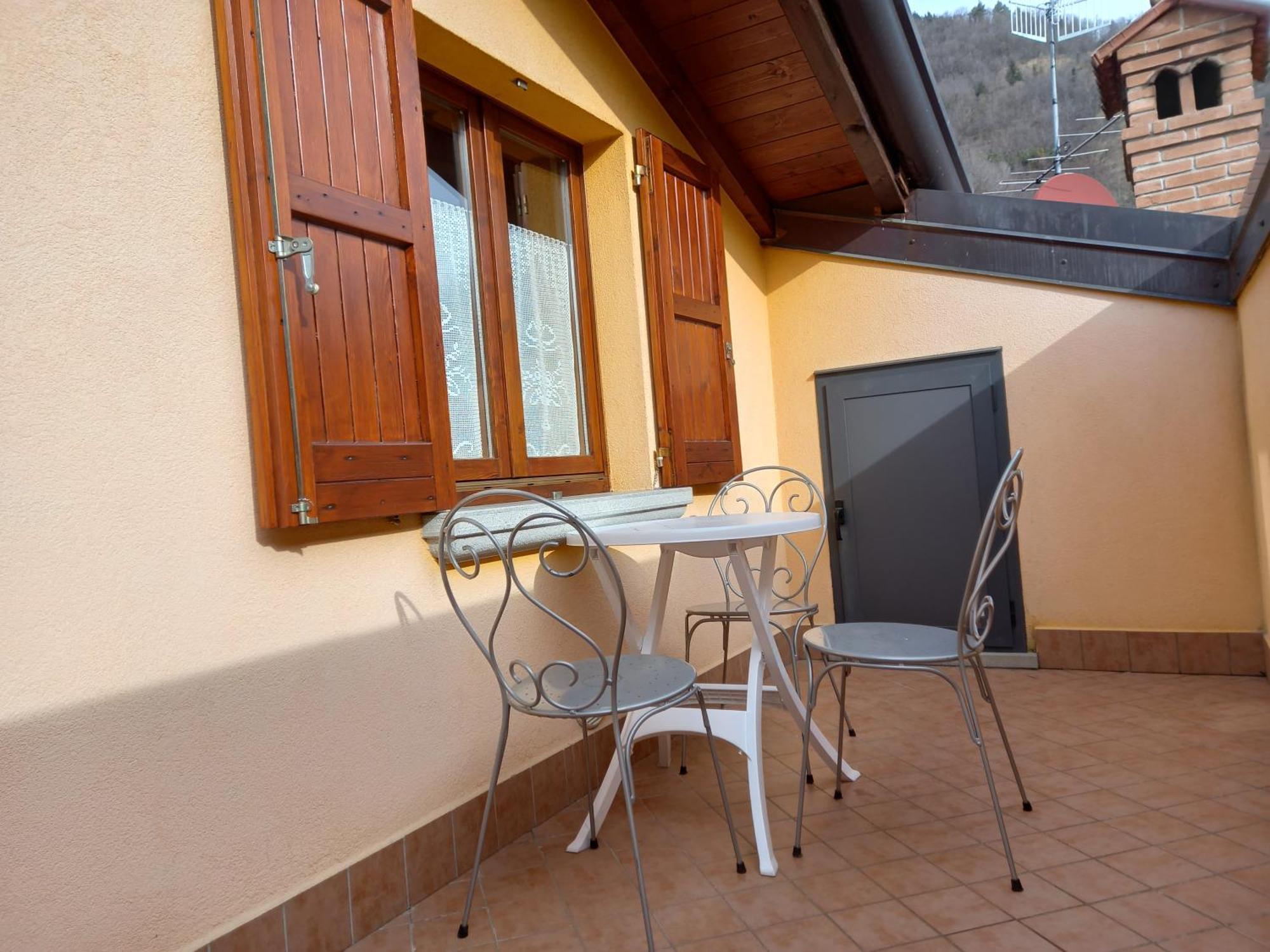 Casa Vacanze Tania Somendenna Exterior foto